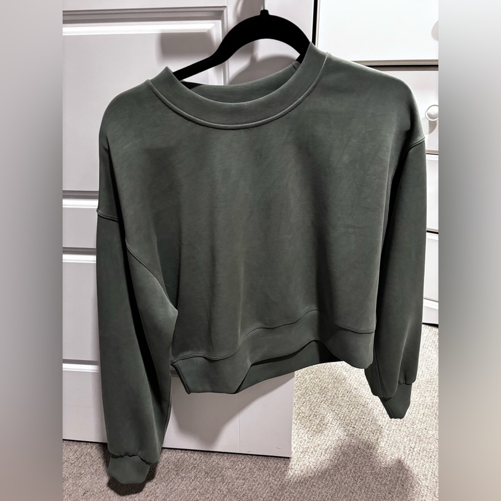 lululemon Softstreme Perfectly Oversized Cropped Crew